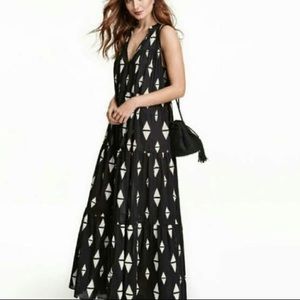 H&M Dresses - H&M MAXI TIER DRESS - W 10 US H&M Dresses - H&M MAXI TIER DRESS - W 10 US